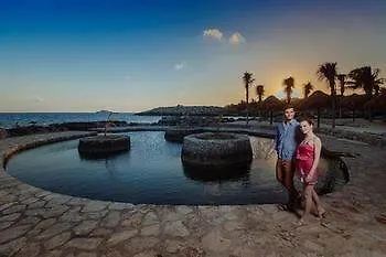 Occidental Grand Xcaret 5* Los Dos Compadres
